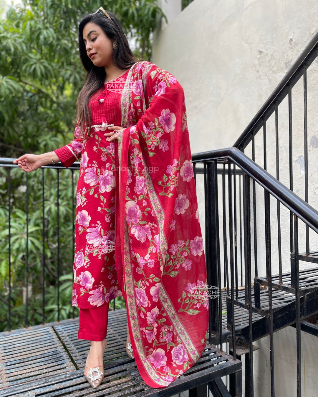 Bright floral summer budget sets