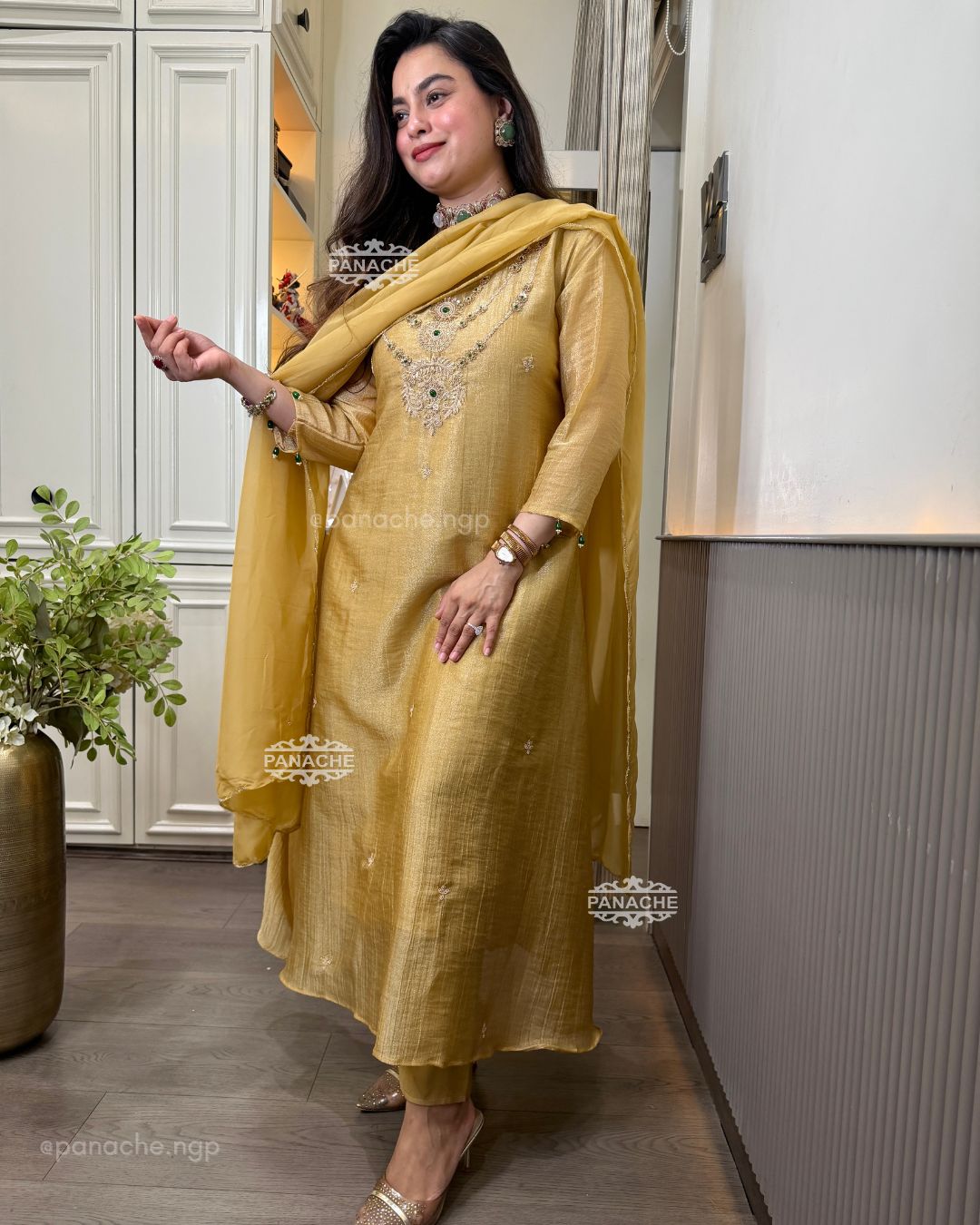 Rani jewelled set