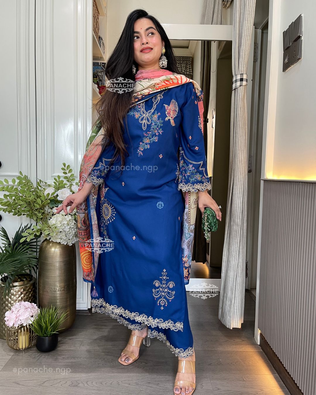 Cutwork embroidered suit