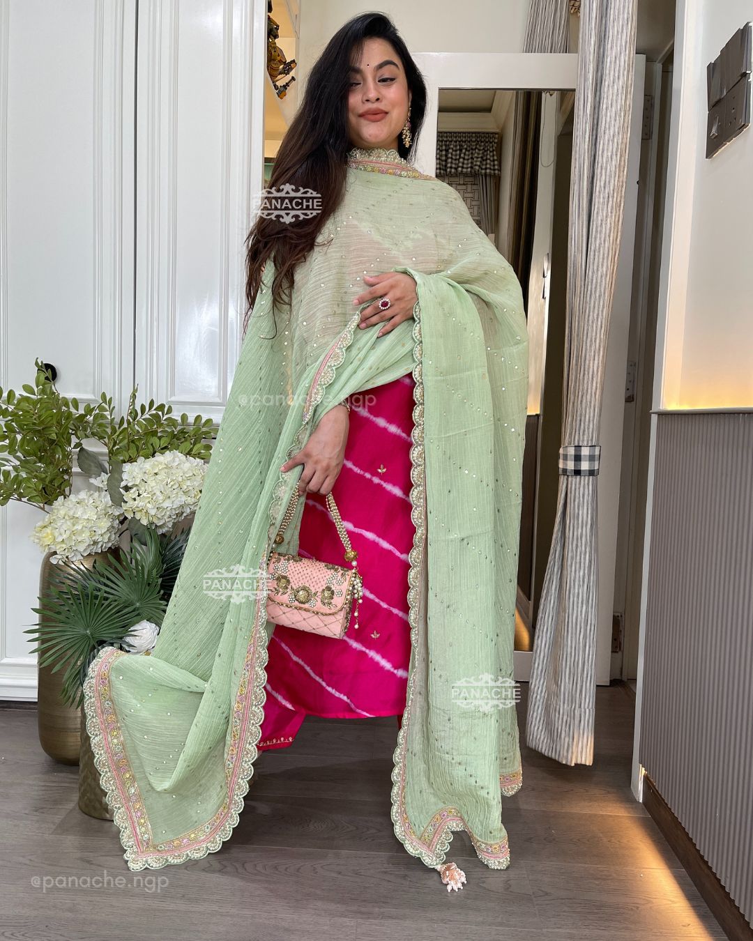 Fuchsia Leheriyan pastels set