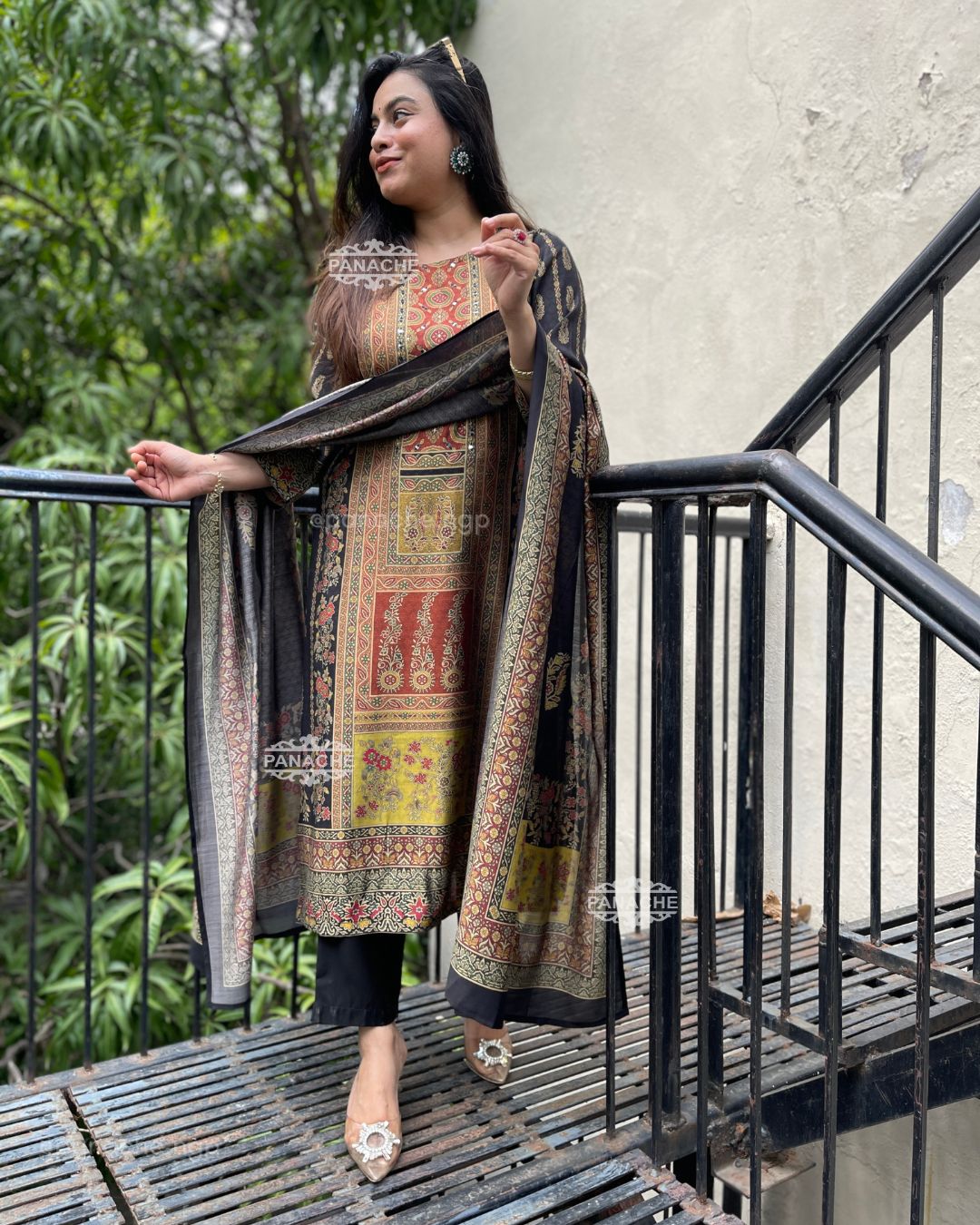 Print on print muslin set