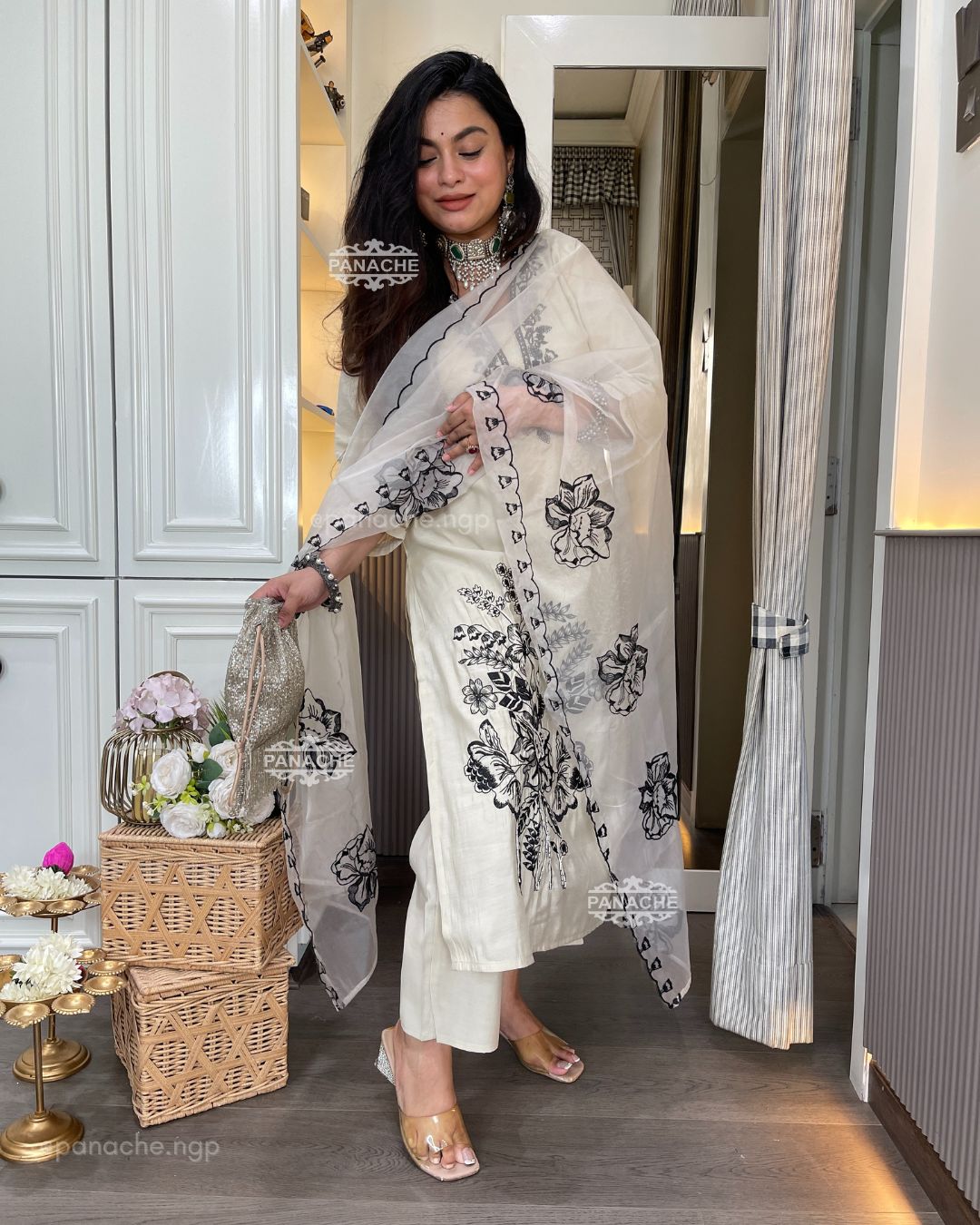 Beige and black special set