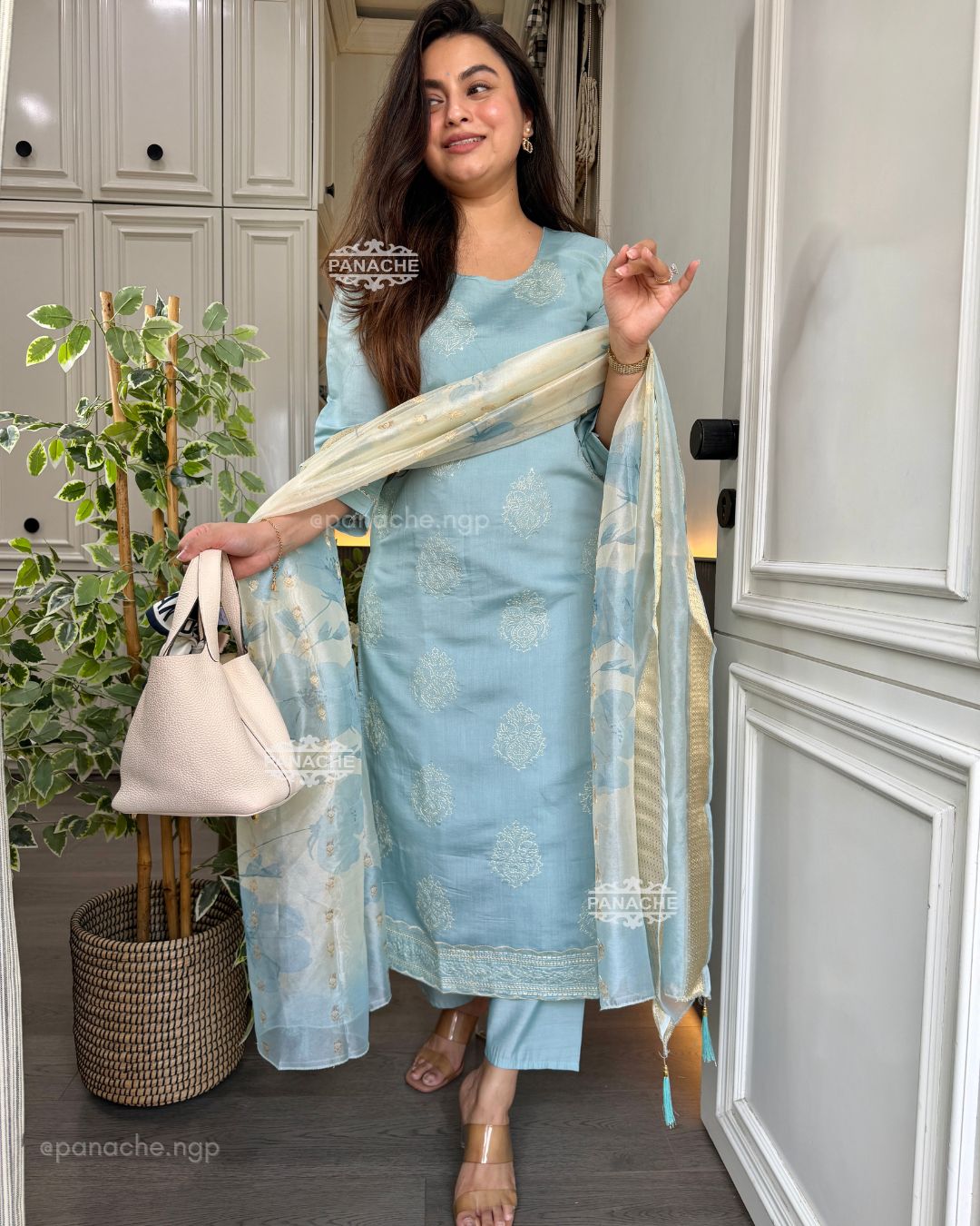 Lakhnavi thread suits