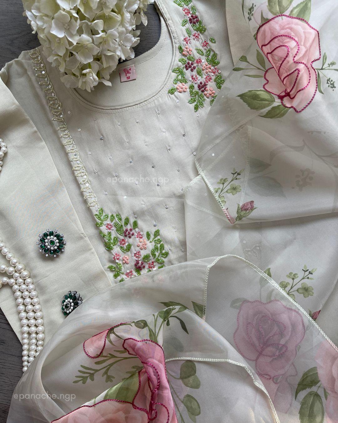 Rose & tulip garden set