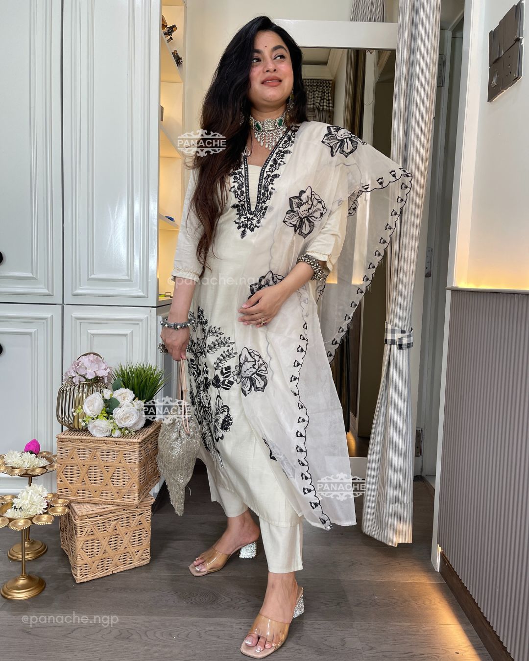 Beige and black special set