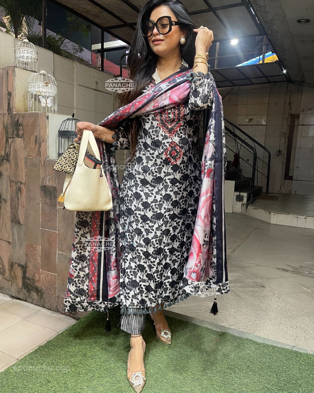 Funda muslin set with mirror work