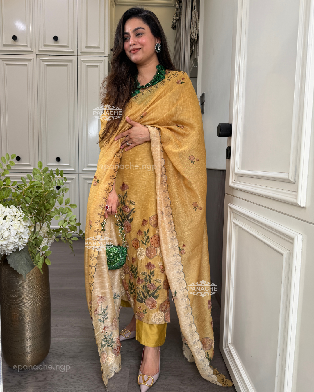 Yellow sunshine katha