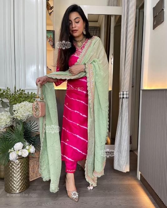 Fuchsia Leheriyan pastels set