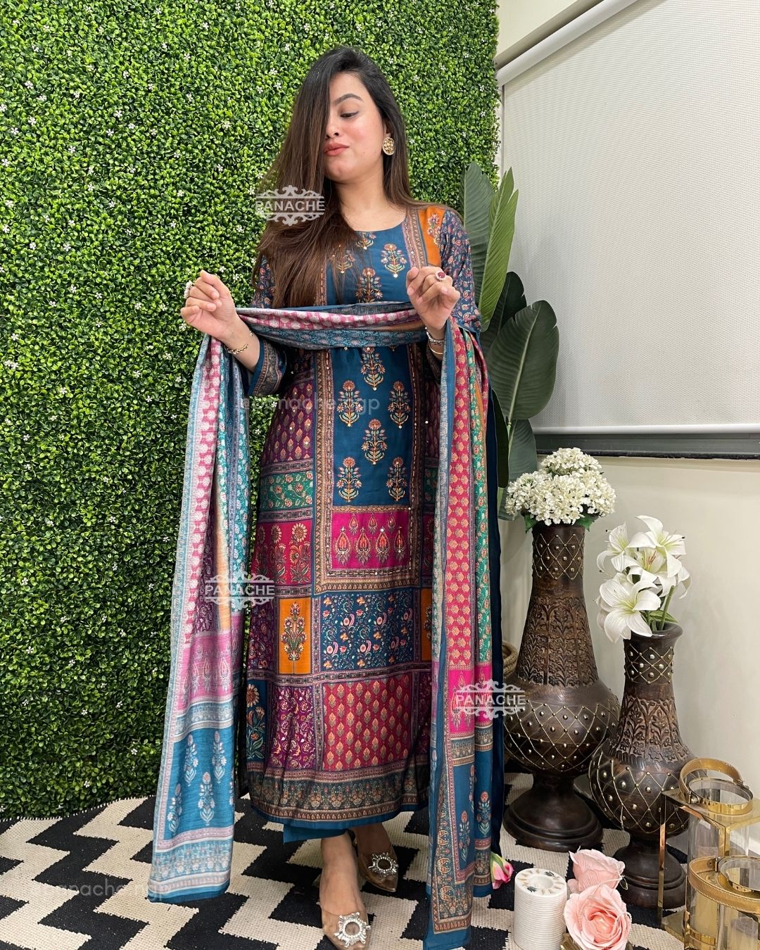 Print on print Semiformal set