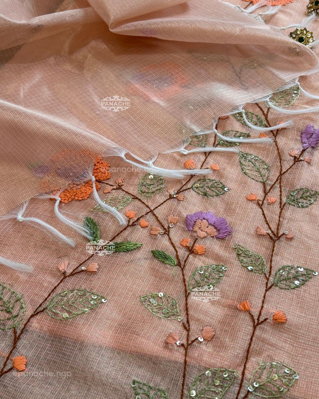 Aabroo katha suit set
