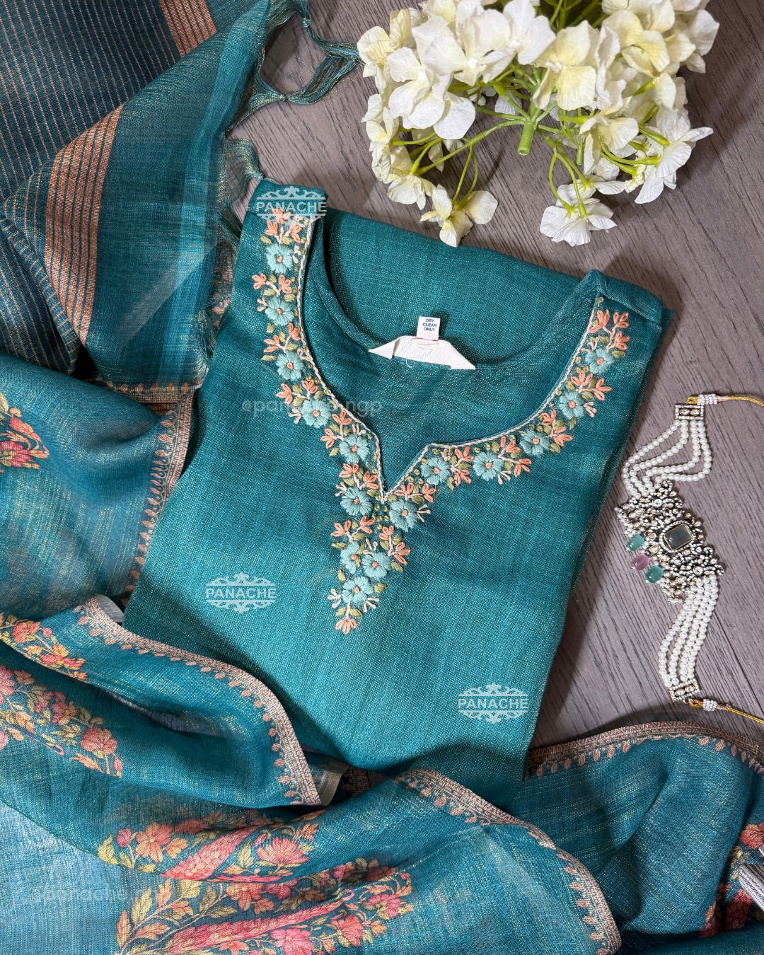 Aqua katha set