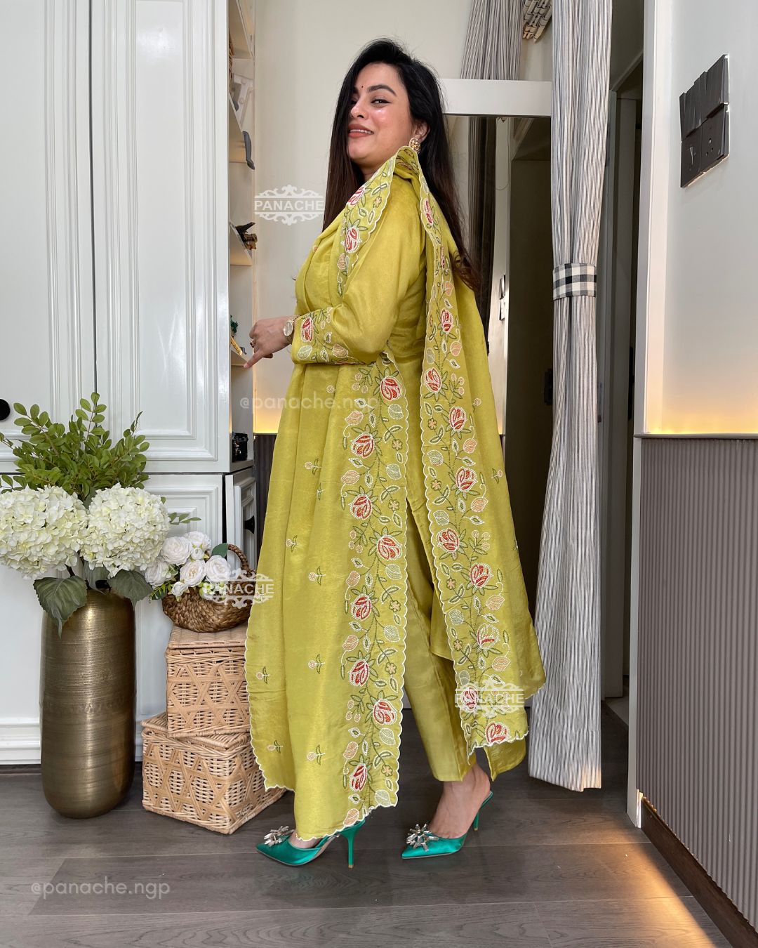 Lemony minty goodness suit set