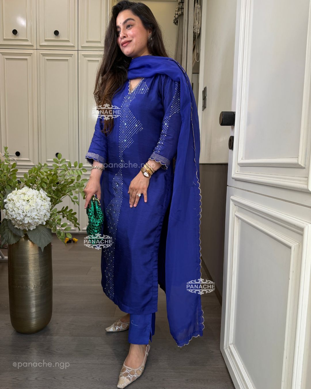 Leher Bandhani suit set