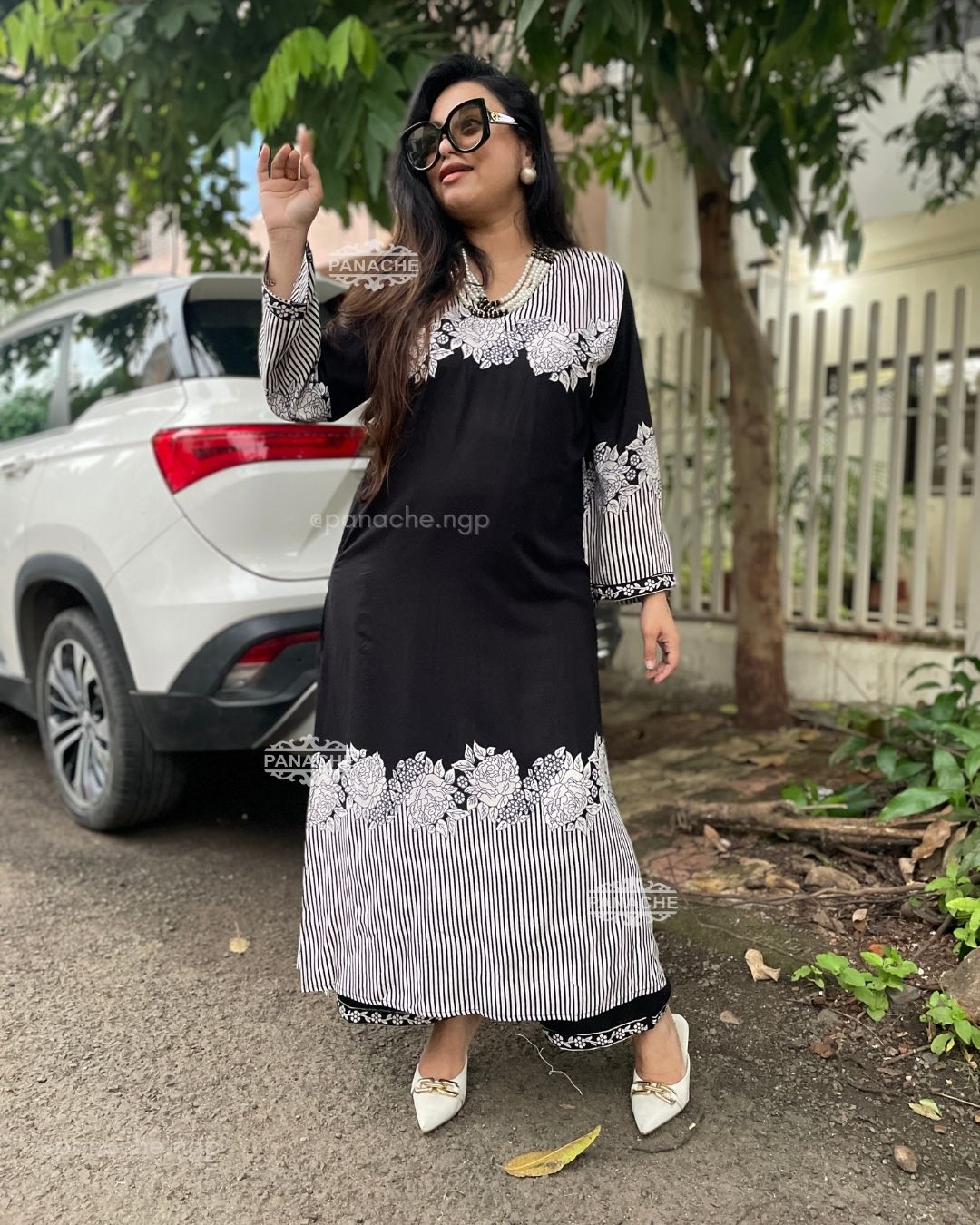 Casual monochrome set