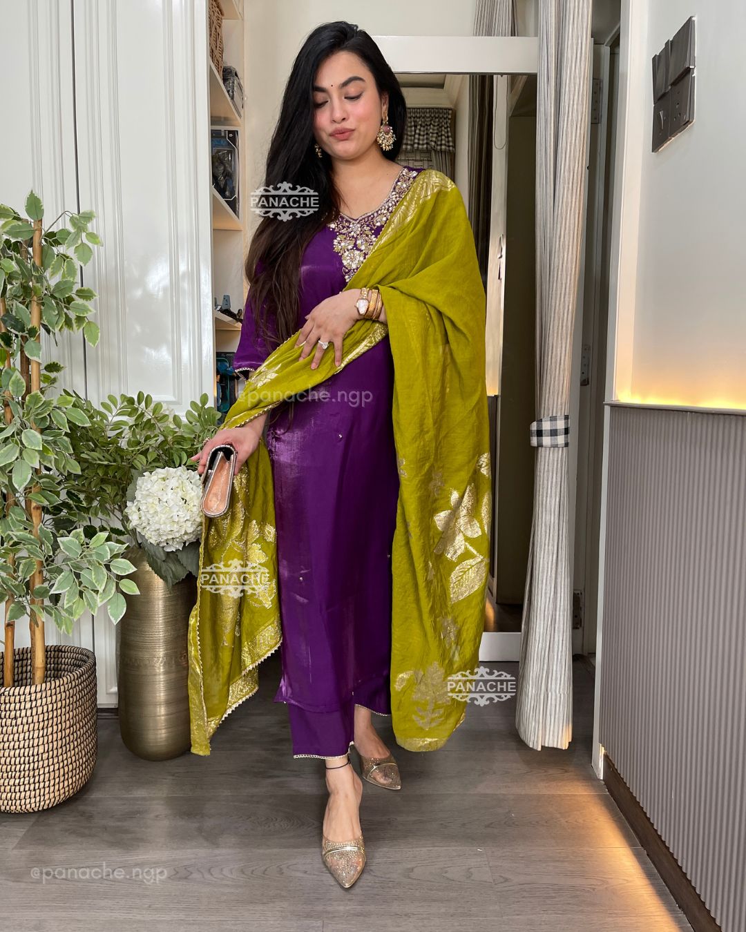 Riwayaat contrast set