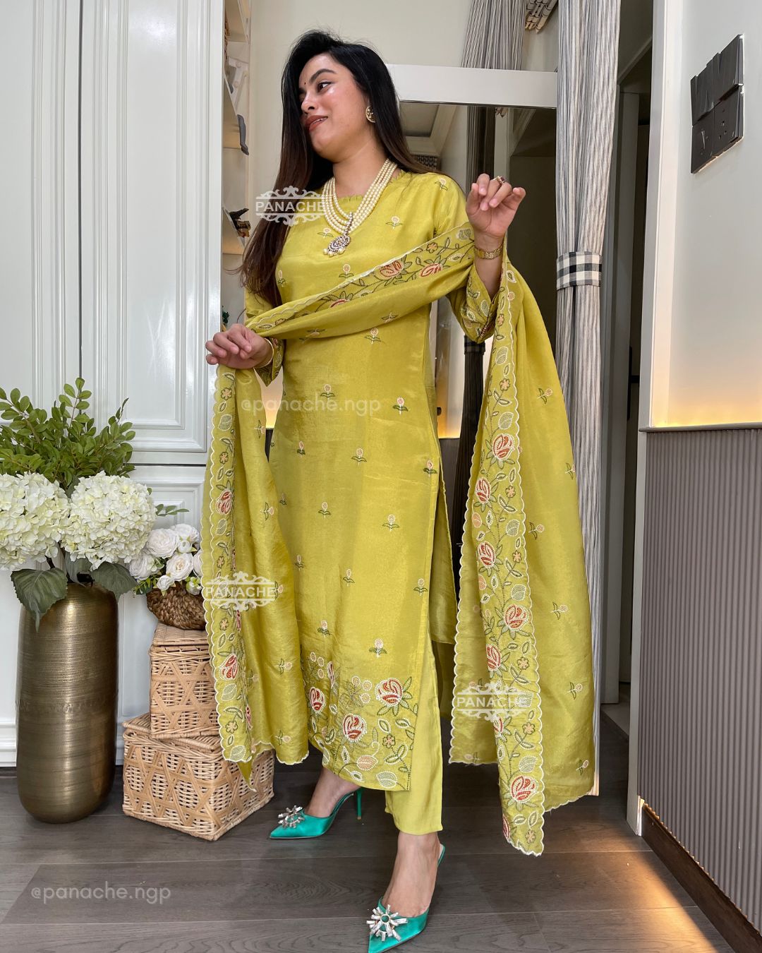 Lemony minty goodness suit set