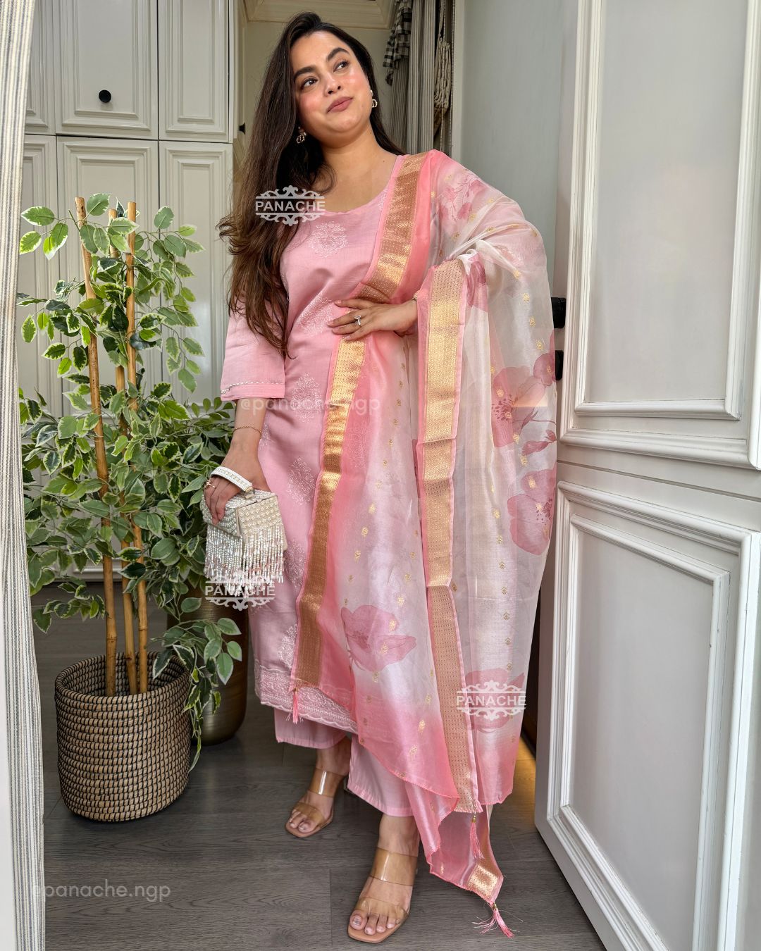 Lakhnavi thread suits