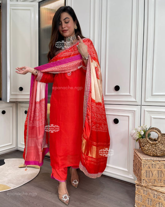 Coral gajji bandhani set