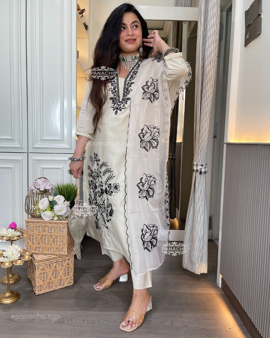 Beige and black special set