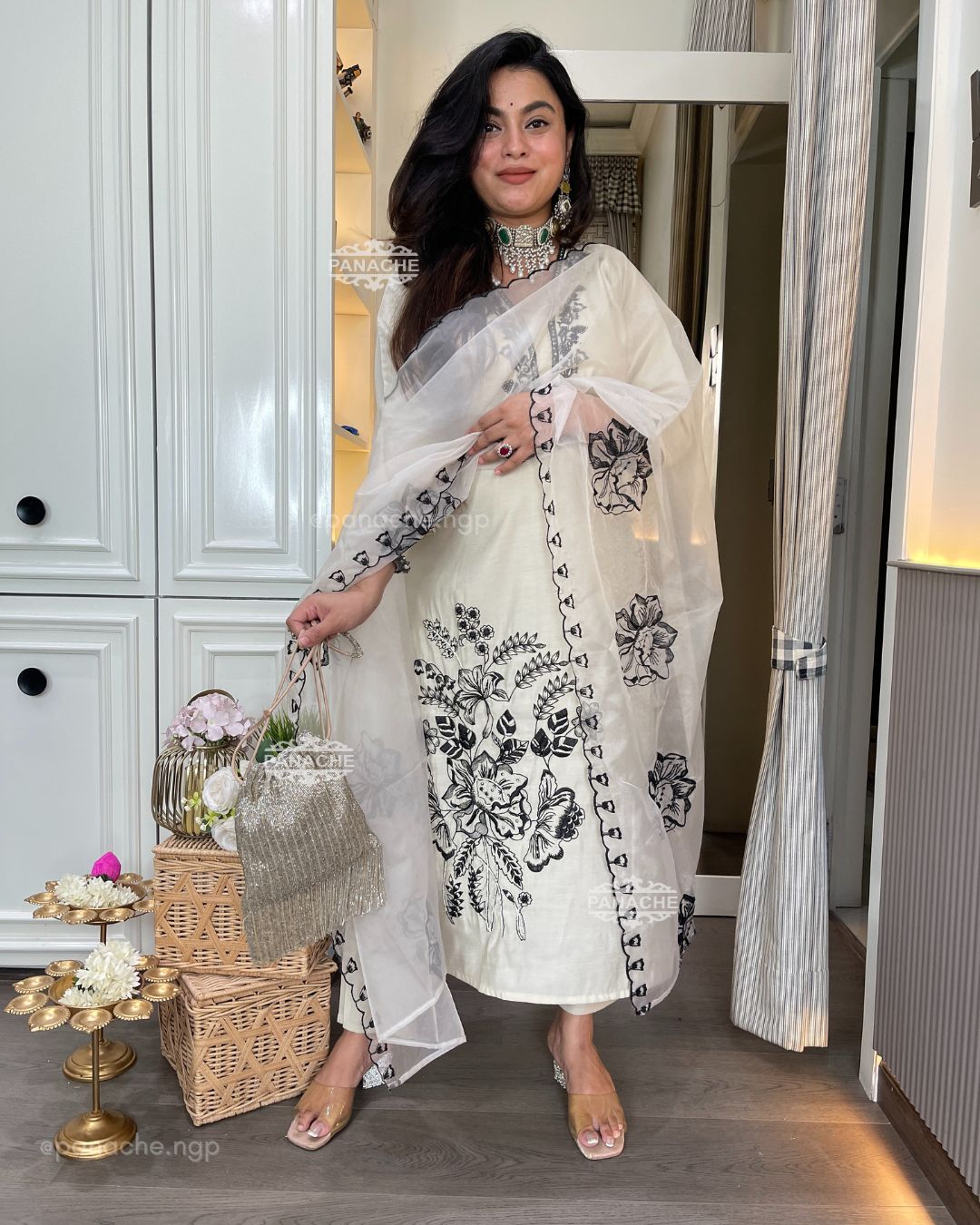 Beige and black special set