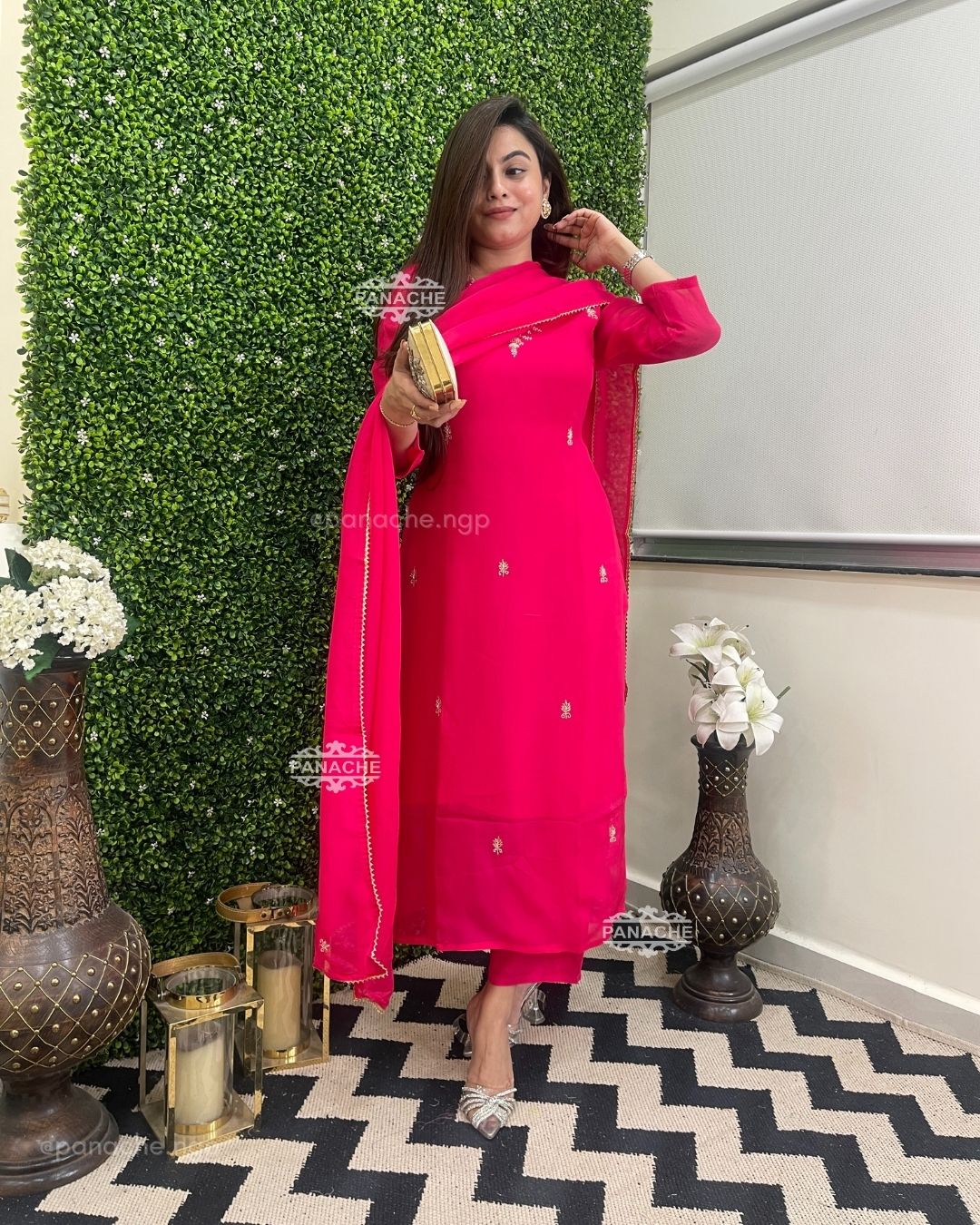 Georgette Orgenza set