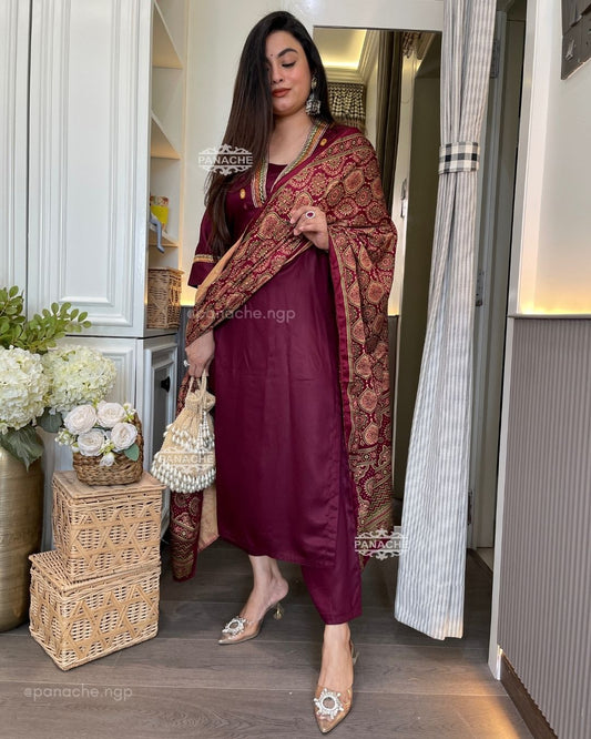 Mirror bandhani gajji set