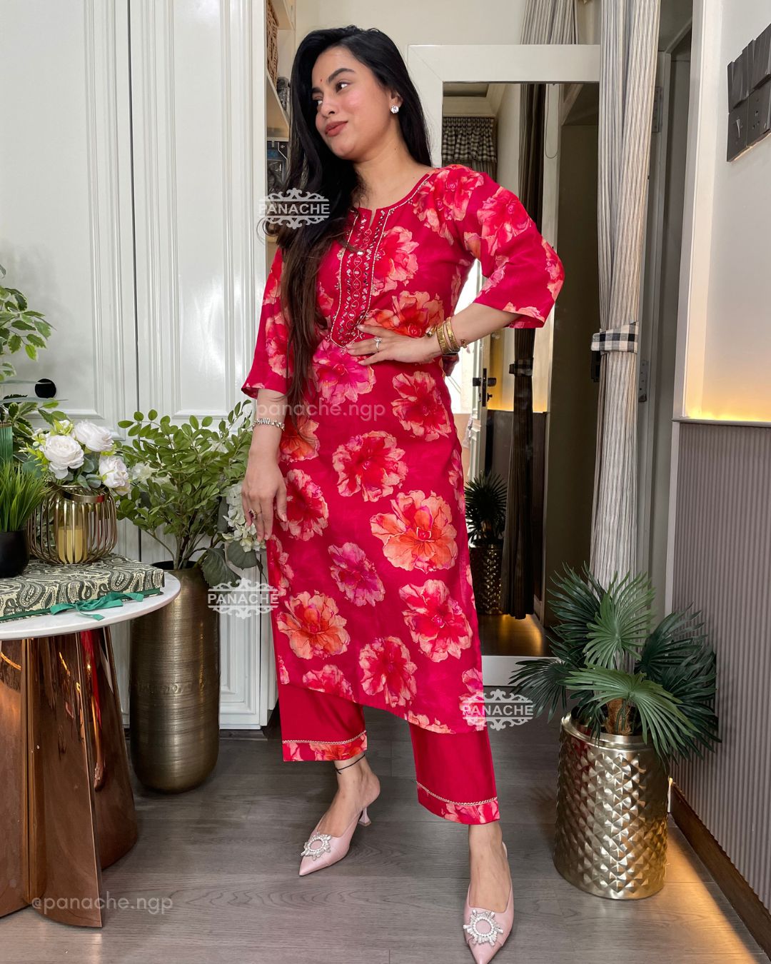 Scarlet floral set