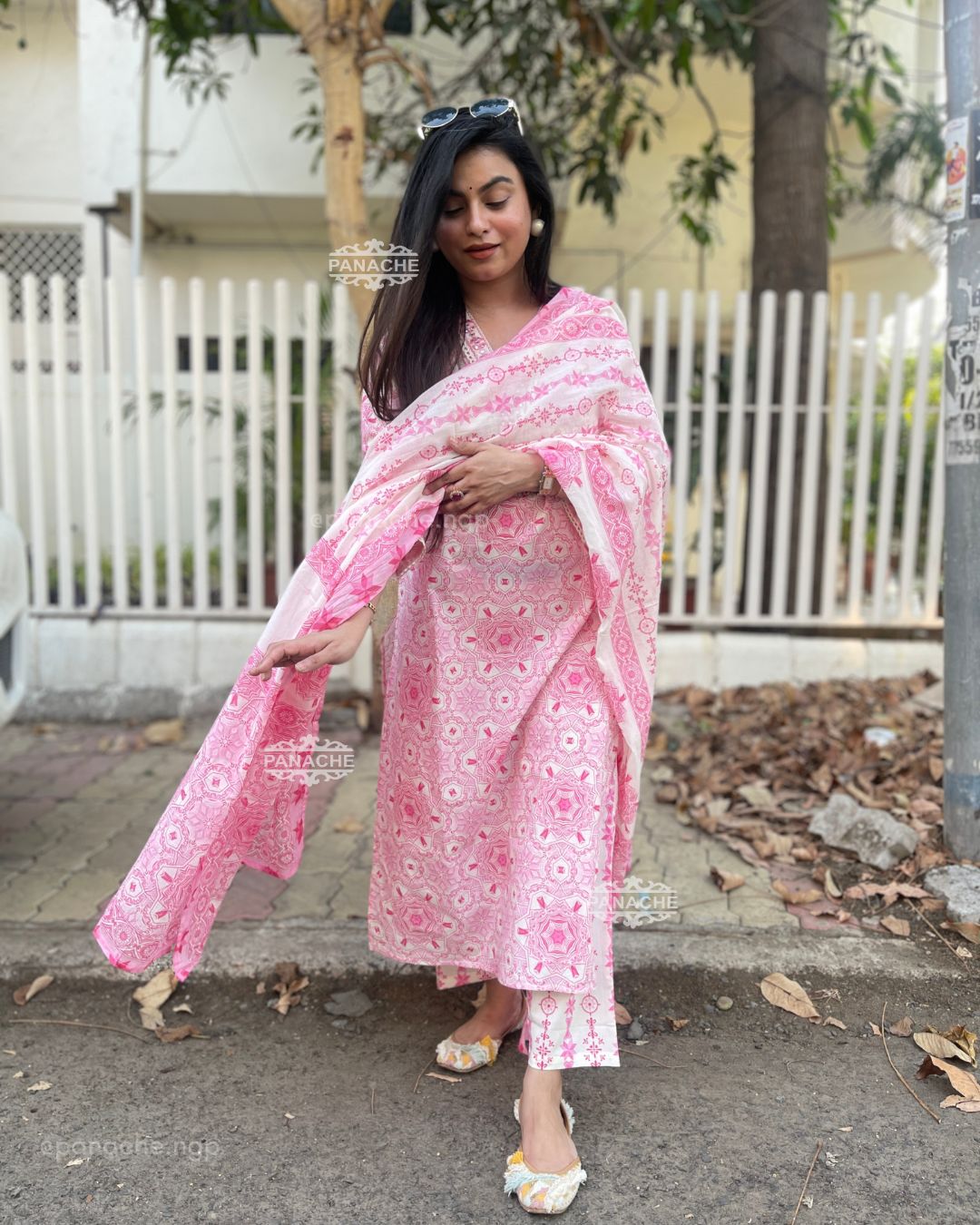 Barbie pink summer set