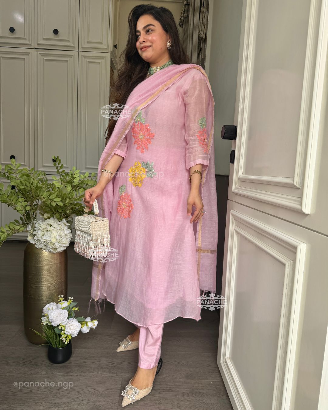 Pastel mul embroidered set