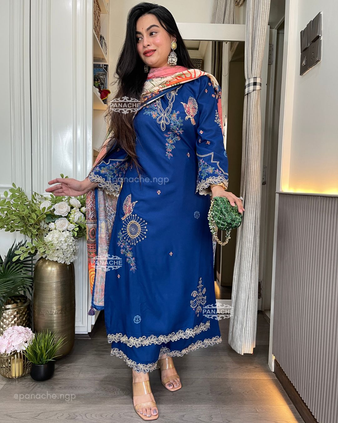 Cutwork embroidered suit