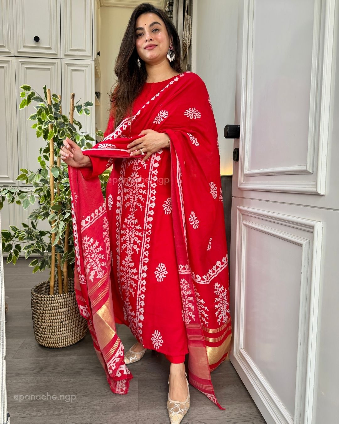 Gajji baatiks with mirror earrings