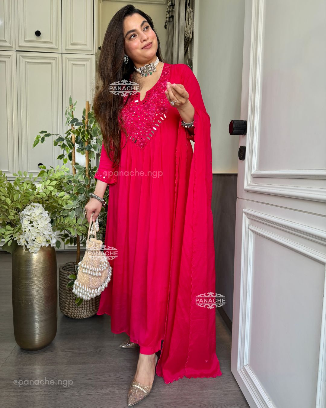 Fuschia mirror and threads set