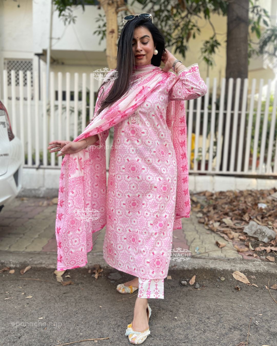 Barbie pink summer set