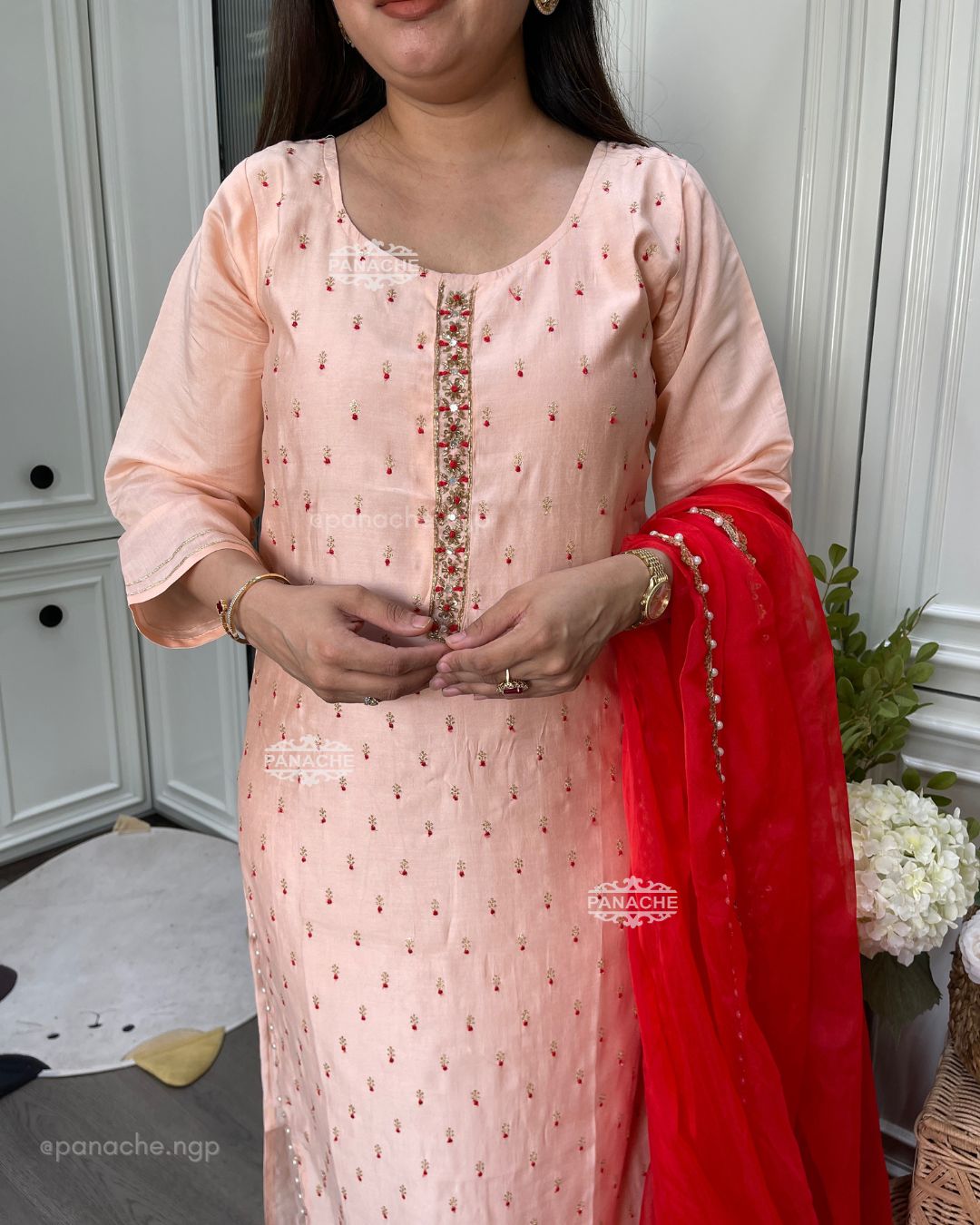 Peach and reds suit set