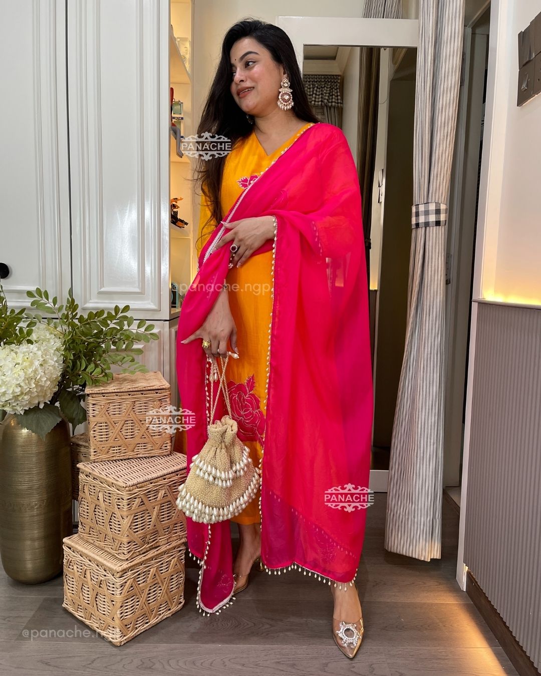 Mango and fuchsia pink pearl set