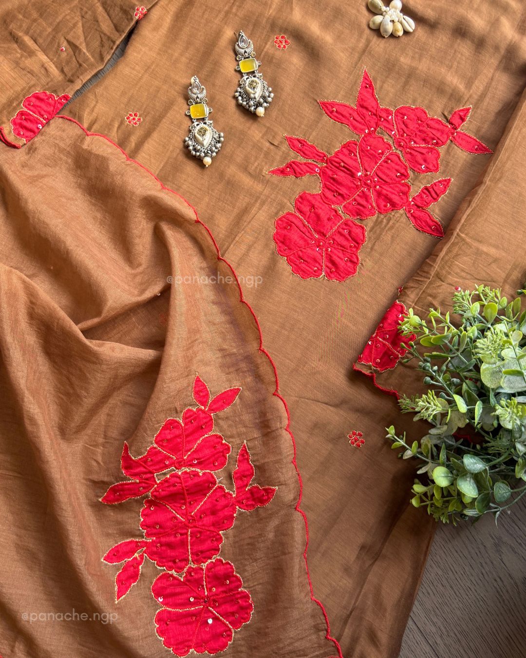 Rose appliqué suits