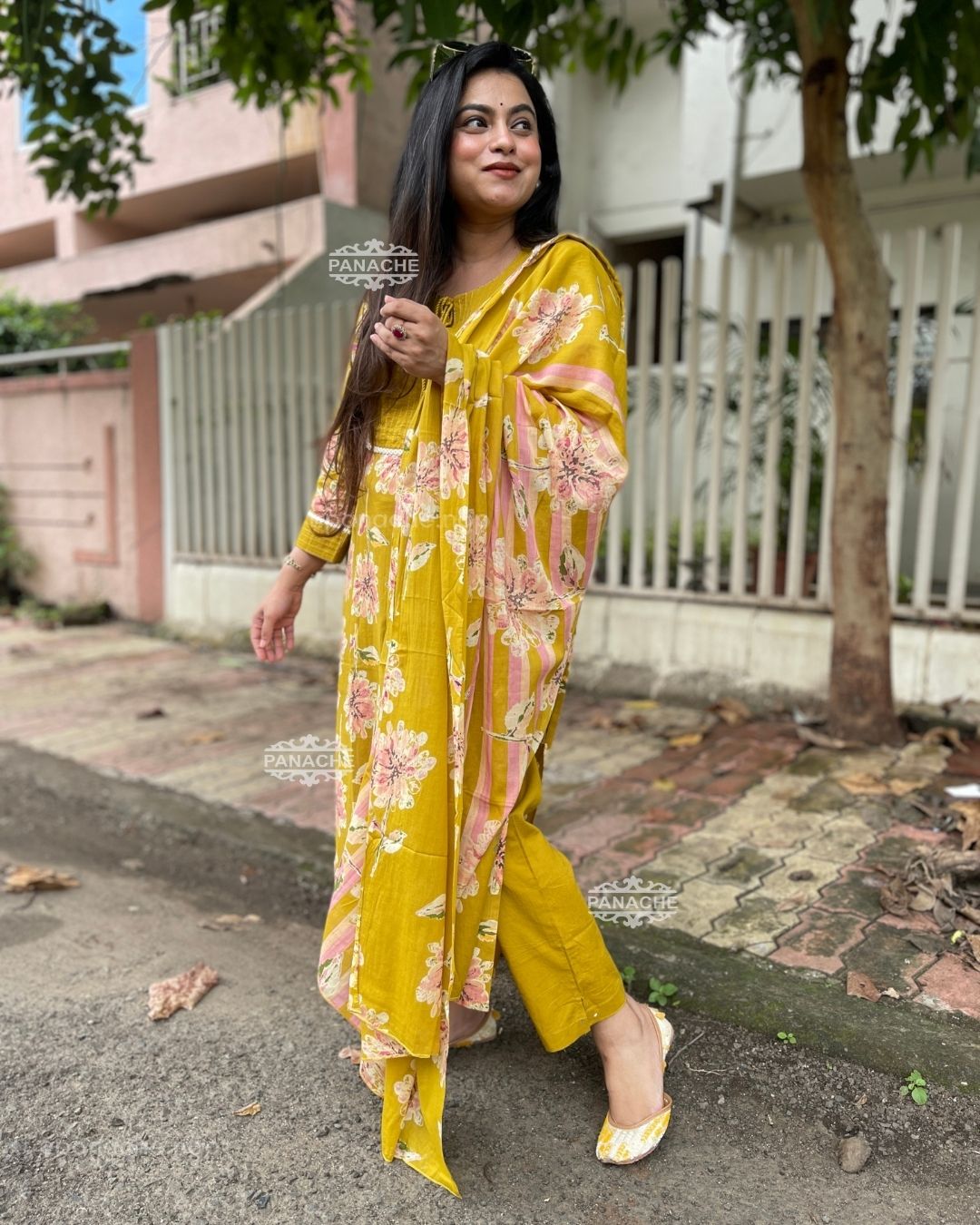 Bright floral summer budget sets