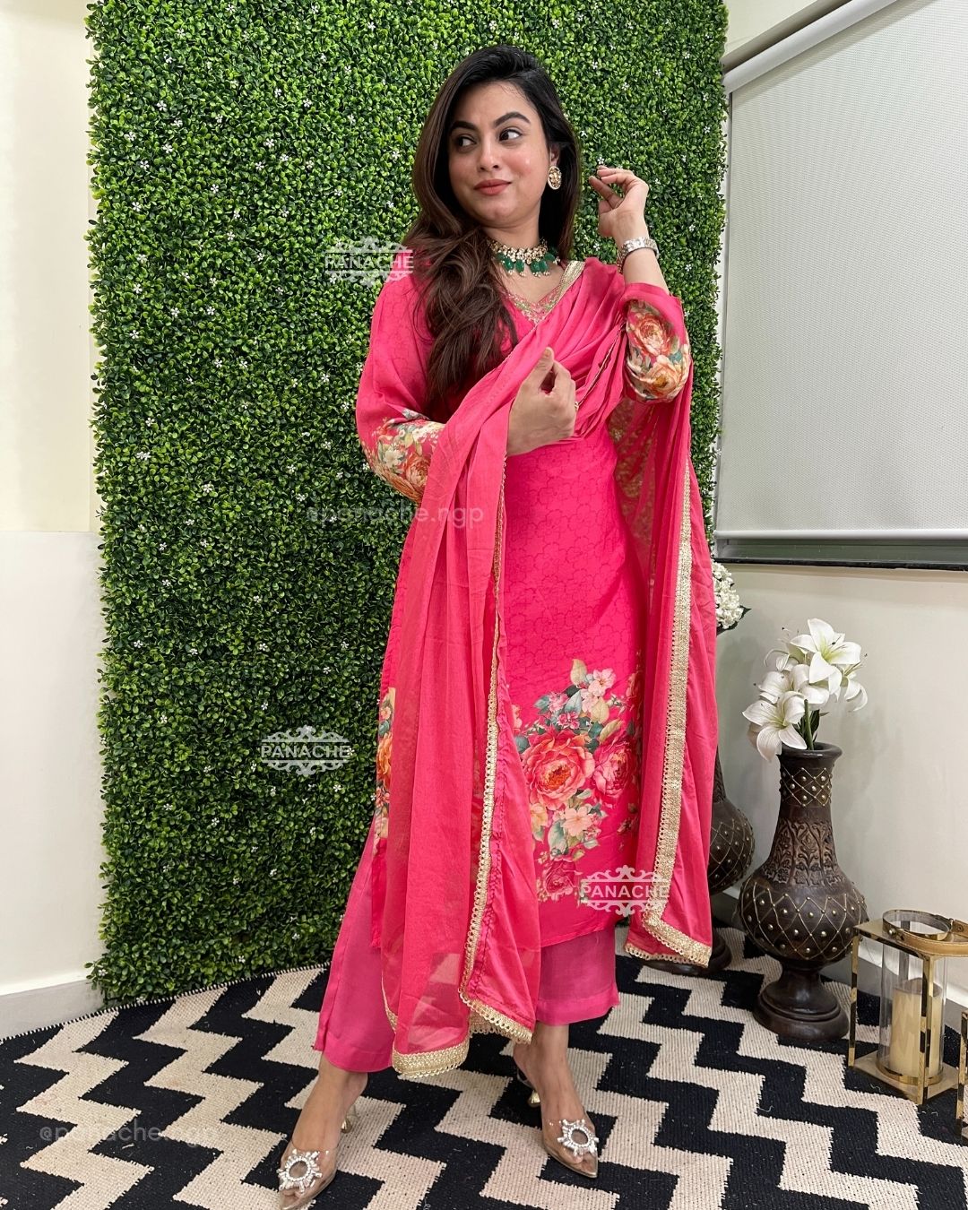 Soft muslin pink set!