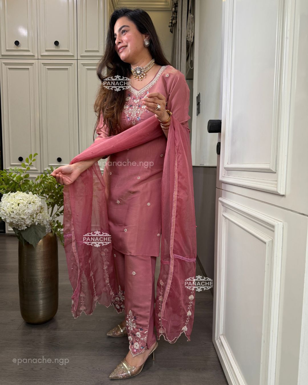 Saba Pink festive set