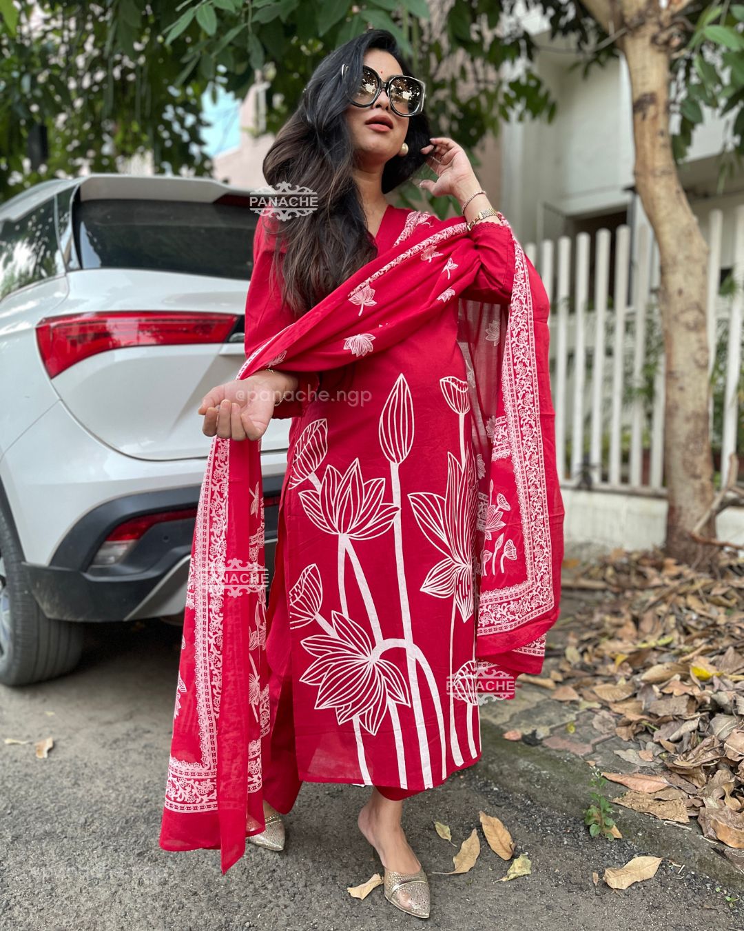 Red placement suit set