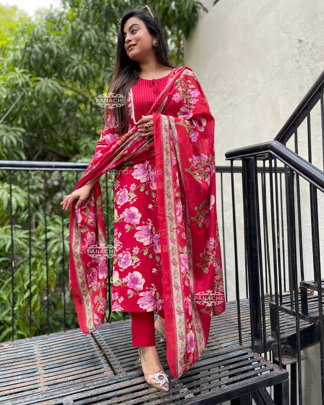 Bright floral summer budget sets