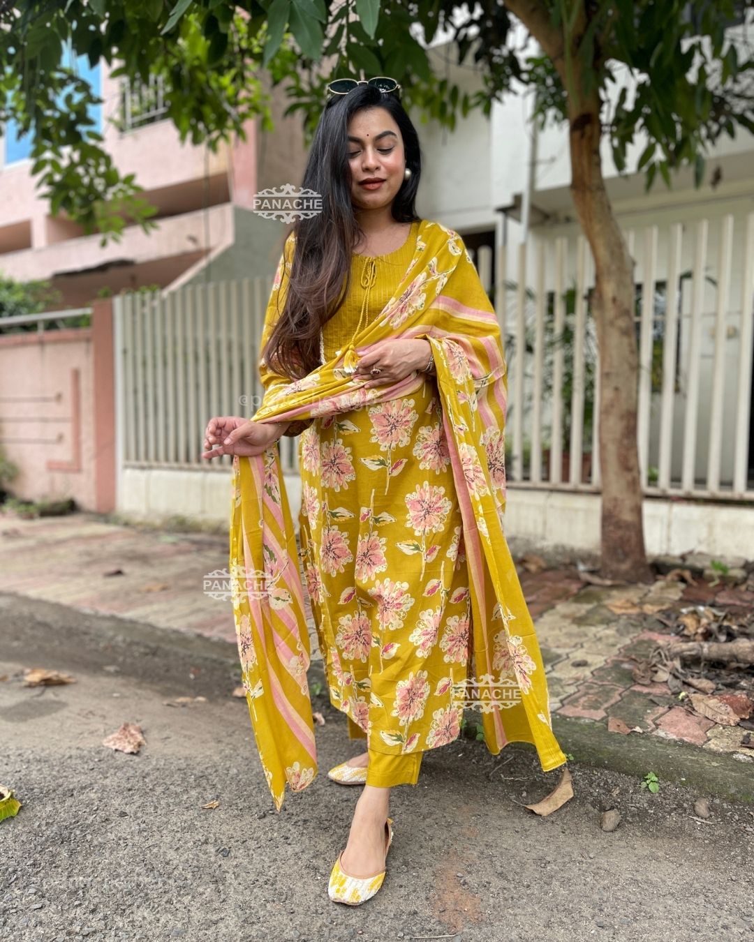 Bright floral summer budget sets