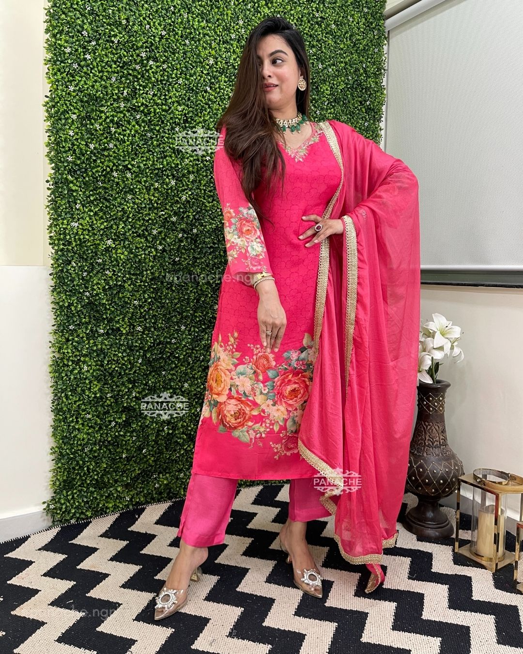 Soft muslin pink set!