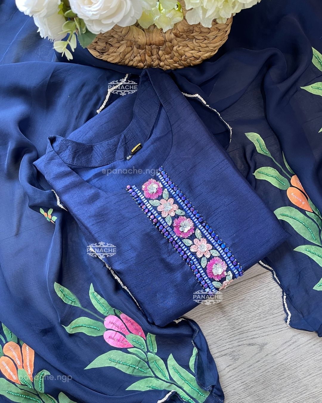 Hand painted Zulfia set