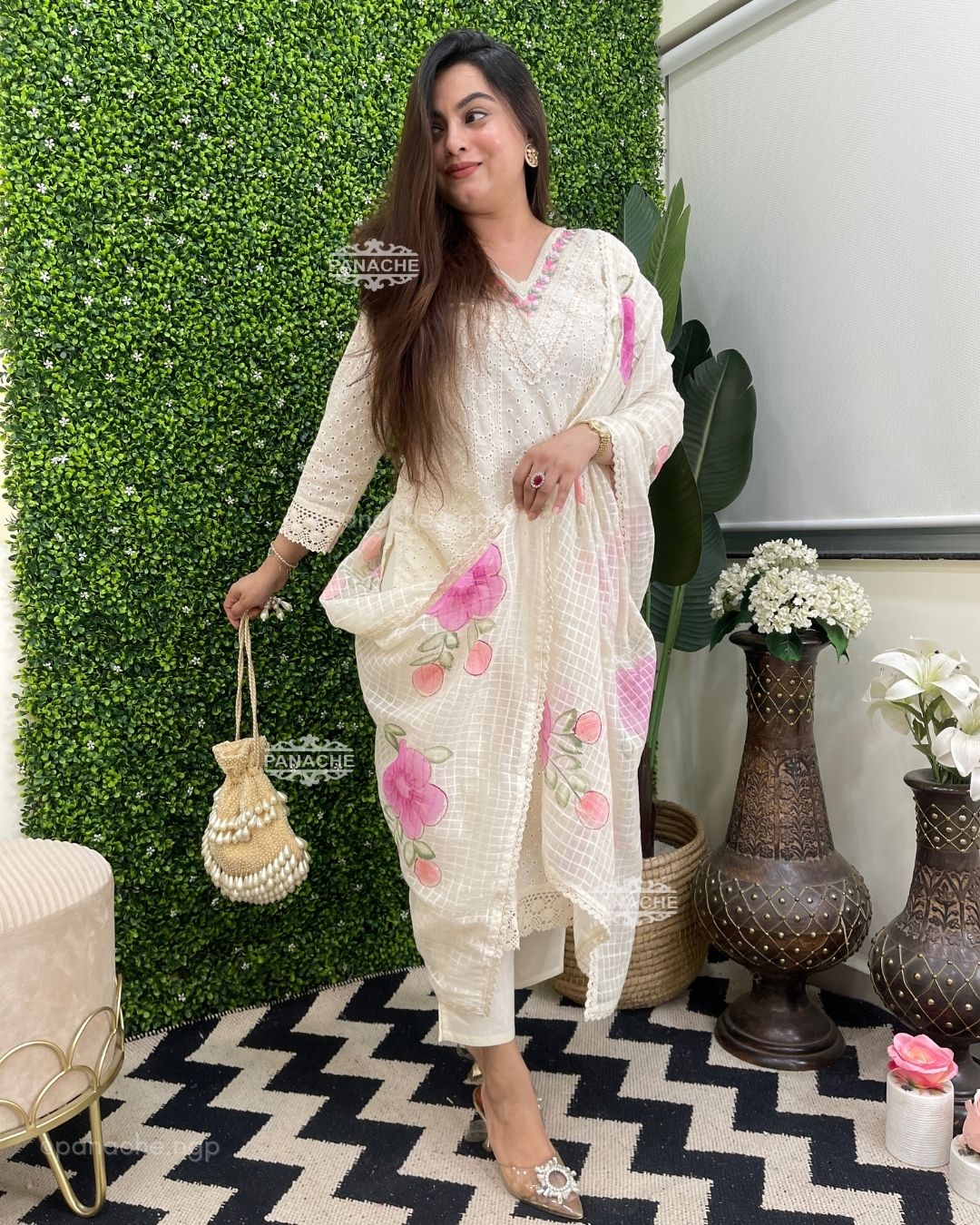 Pearly cotton affair