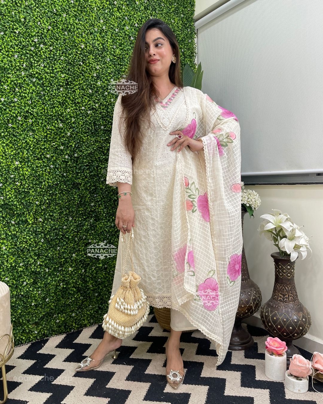 Pearly cotton affair