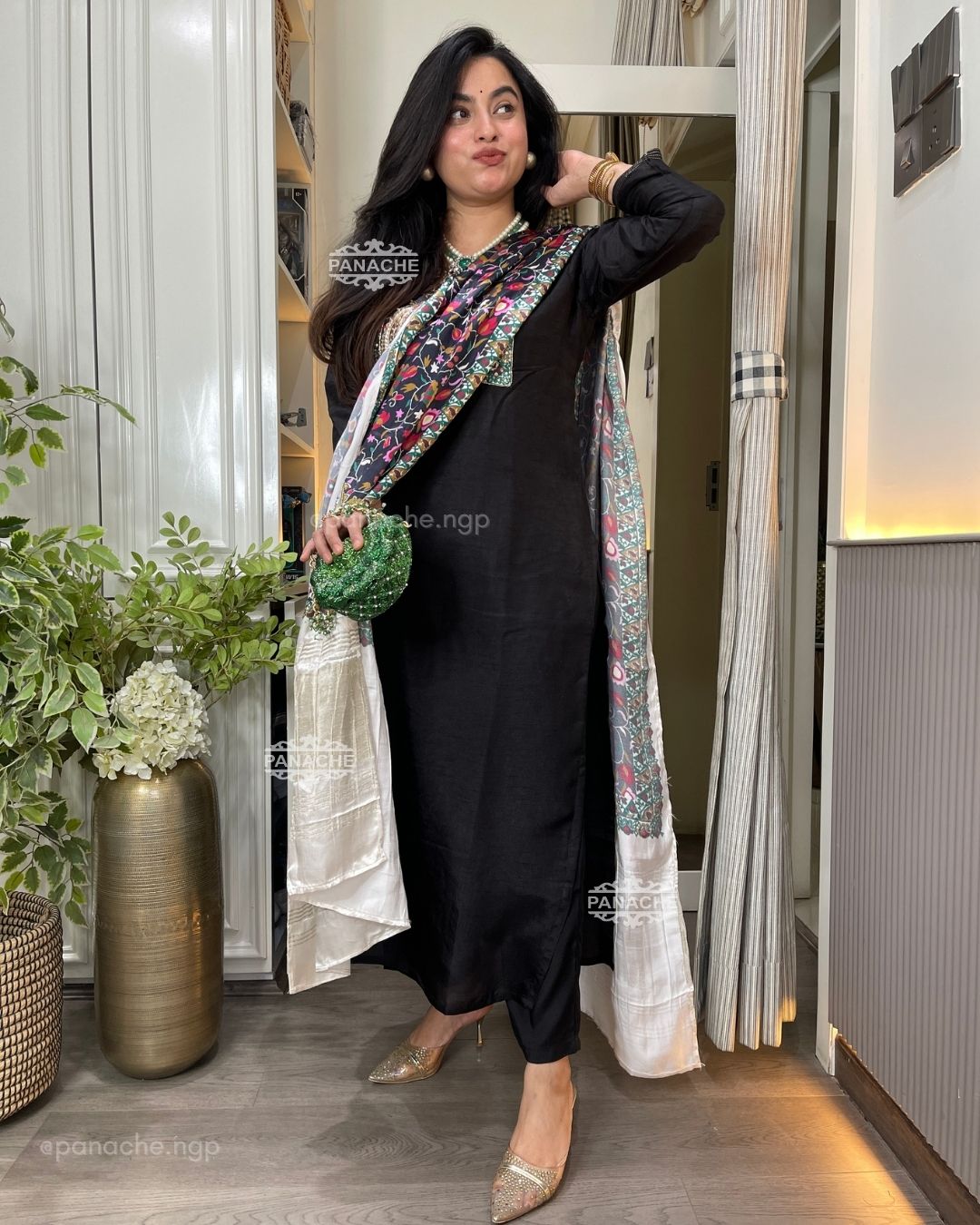 Black gajji set