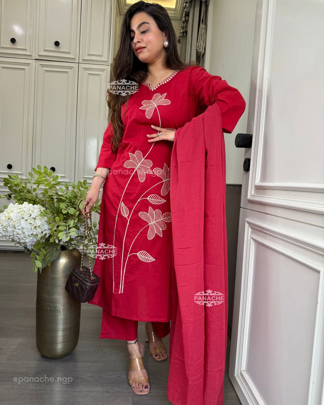 Fresh red suit set