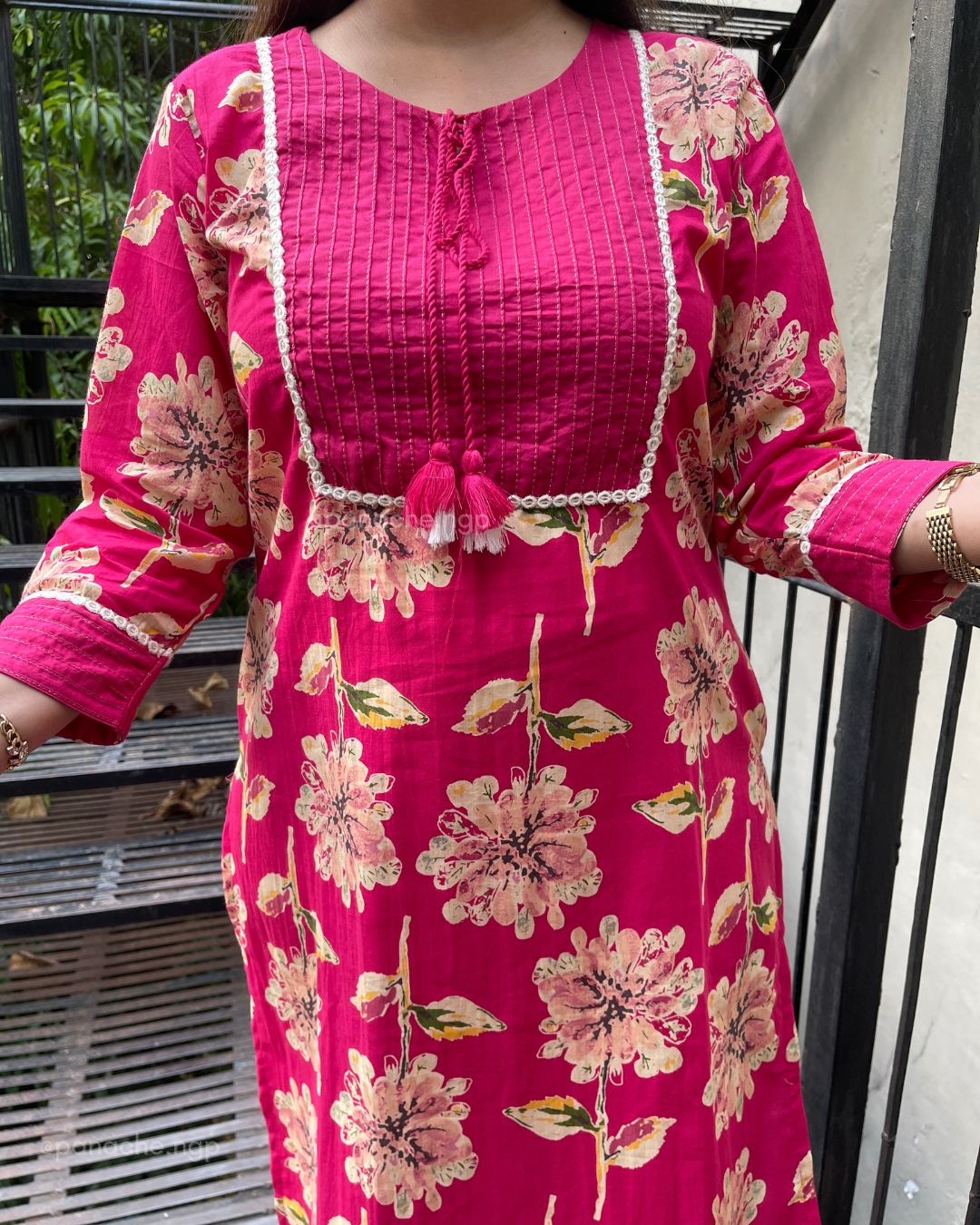 Bright floral summer budget sets