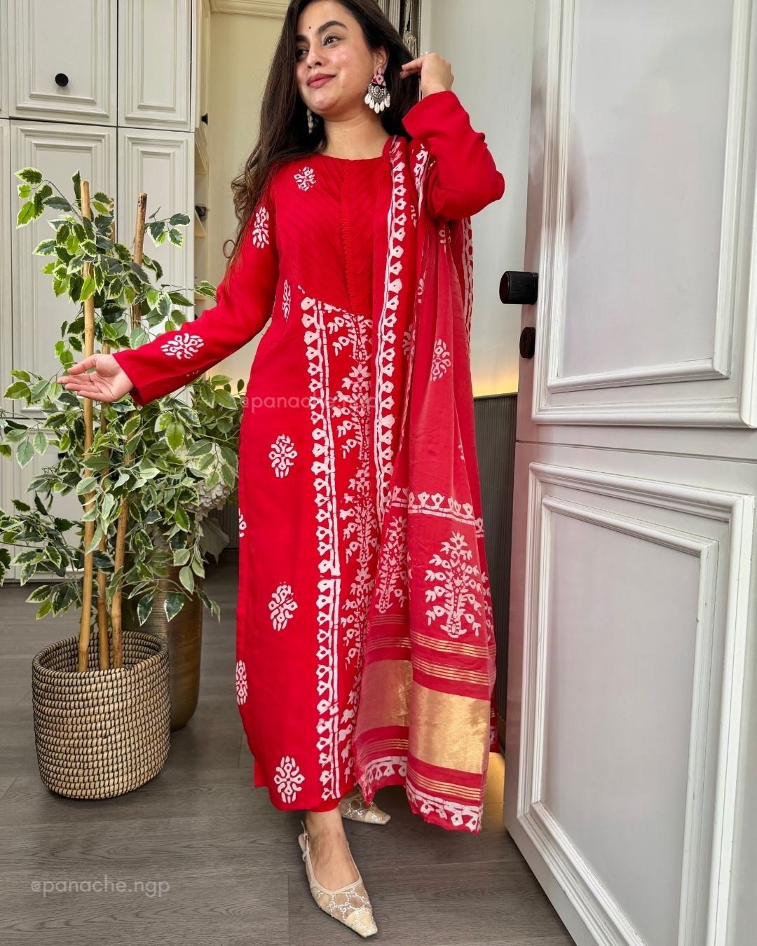 Gajji baatiks with mirror earrings
